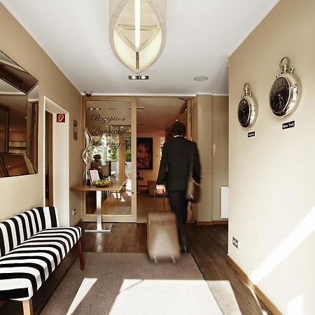 Hotel Bonjour باد سودن آم تاونوس المظهر الخارجي الصورة