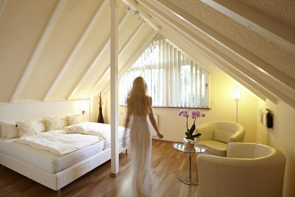 Hotel Bonjour باد سودن آم تاونوس المظهر الخارجي الصورة