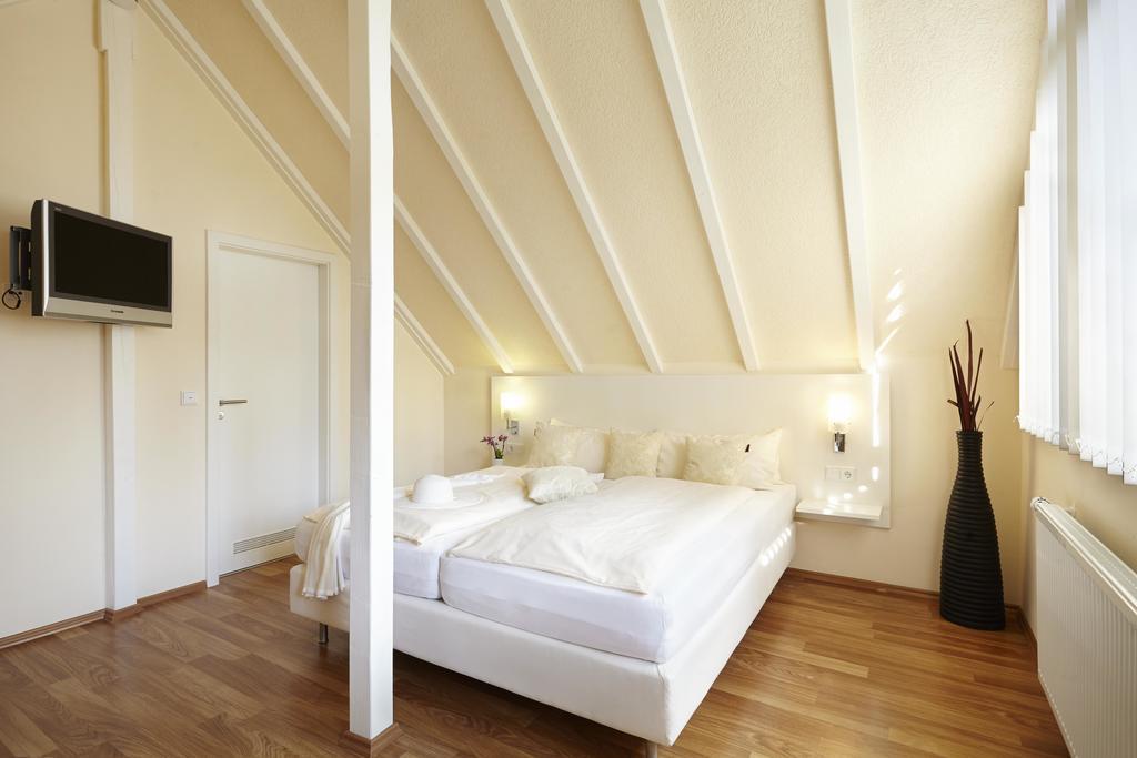Hotel Bonjour باد سودن آم تاونوس المظهر الخارجي الصورة